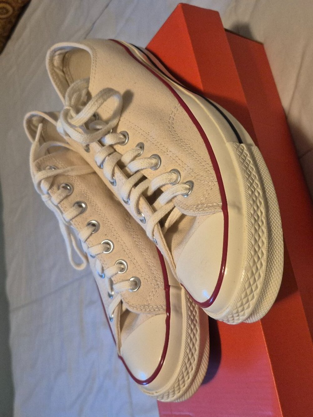 Chuck 70s size 10.5 off white Deadstock